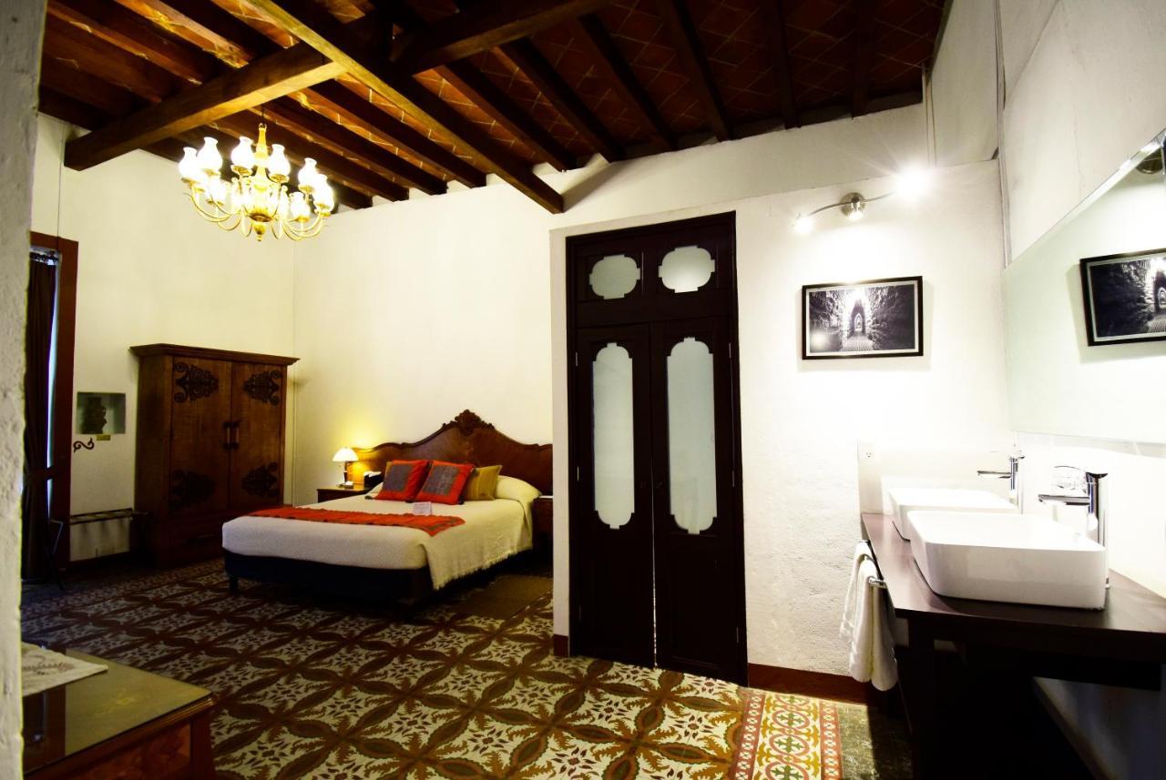 Quinta Alhondiga Galindo Hotel Boutique 乔卢拉 外观 照片